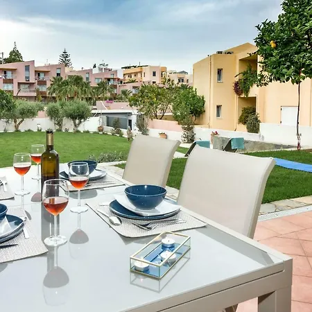 Olive Garden Steps To 1 Апартаменты *